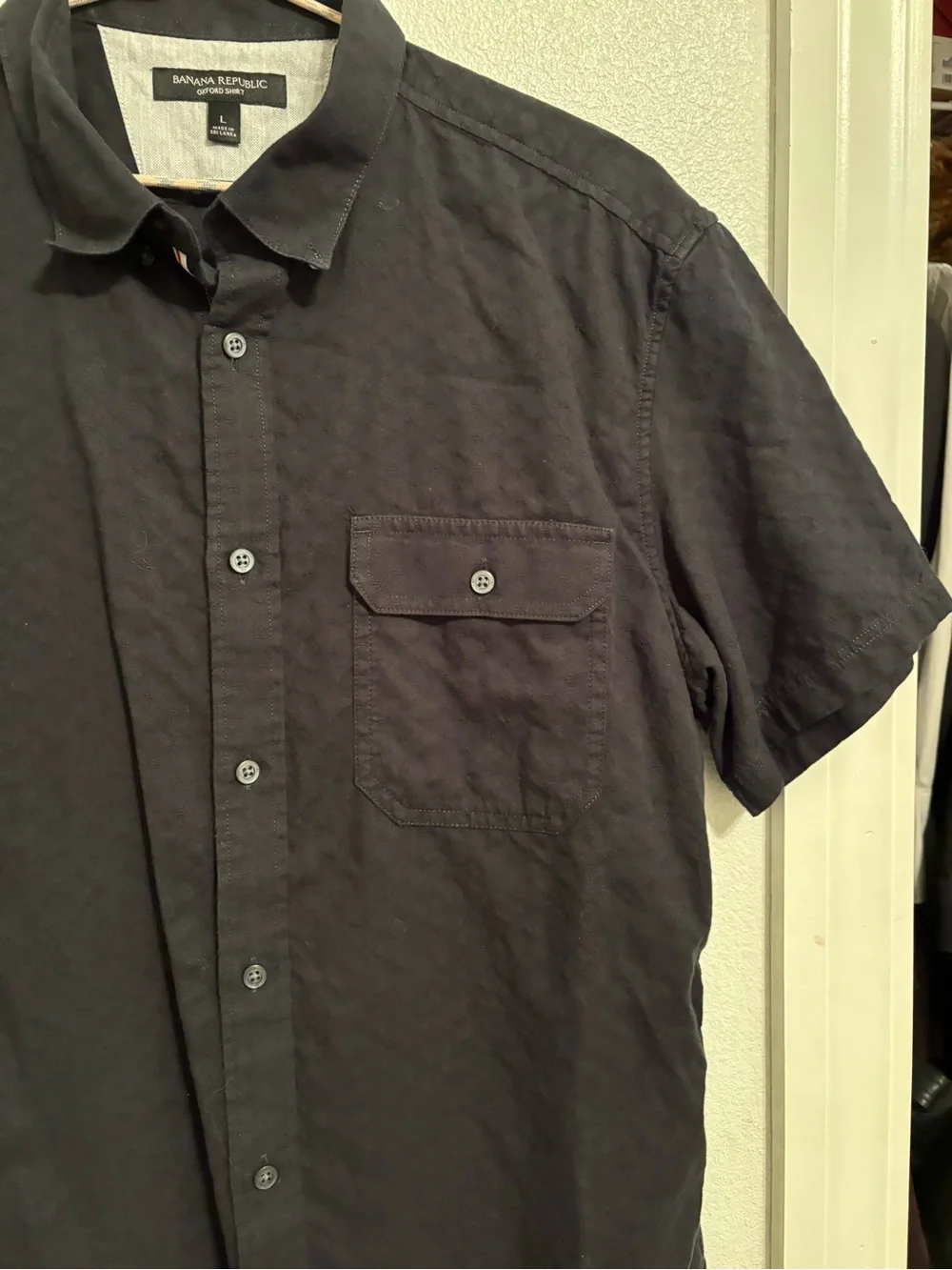 Banana Republic Oxford Black Short-Sleeve Button-Down Shirt L